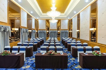 marina bay con dao hotel