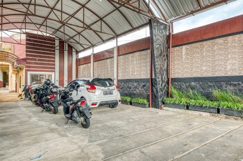 reddoorz syariah near kebon rojo park blitar