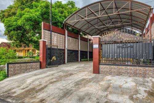 reddoorz syariah near kebon rojo park blitar