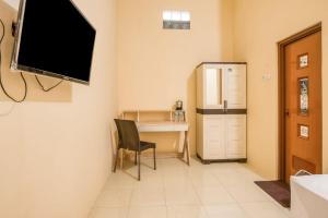 reddoorz syariah near kebon rojo park blitar