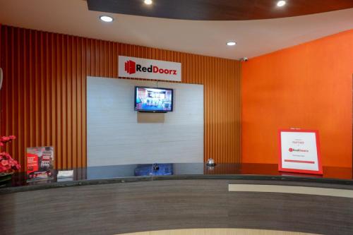 reddoorz plus near hotel benua kendari