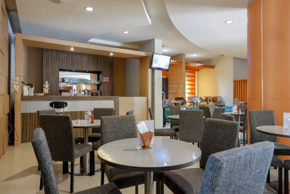 reddoorz plus near hotel benua kendari