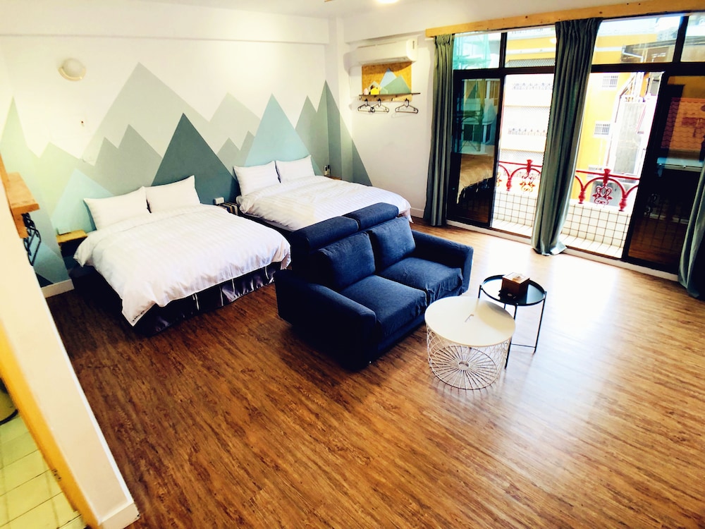 snail pets homestay