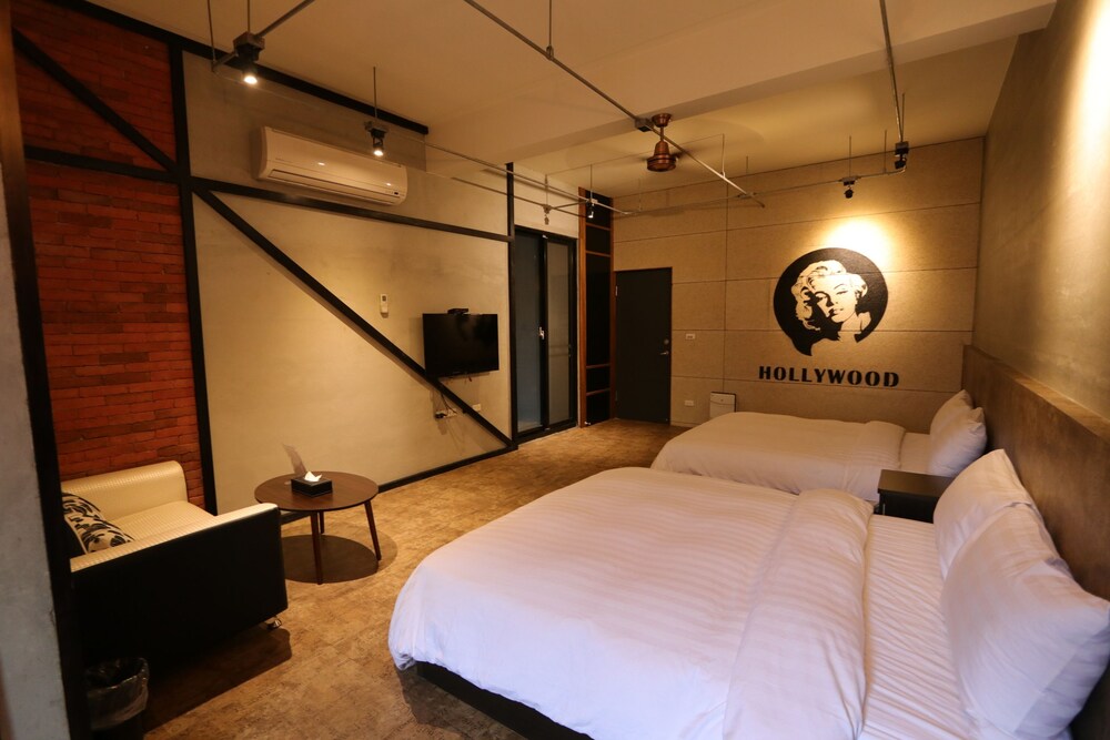 snail pets homestay
