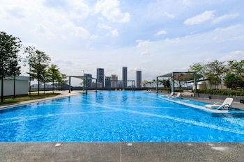 encorp strand residences at kota damansara