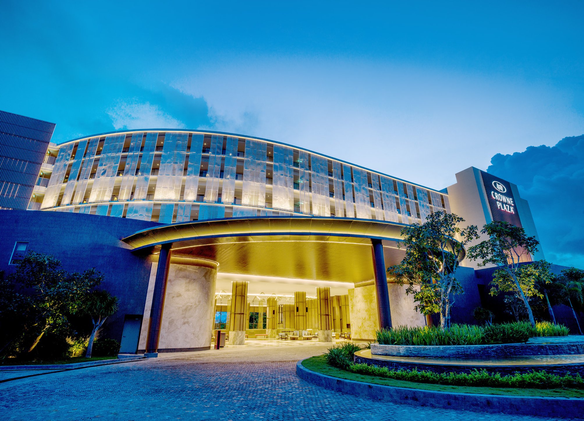 crowne plaza phu quoc starbay an ihg hotel