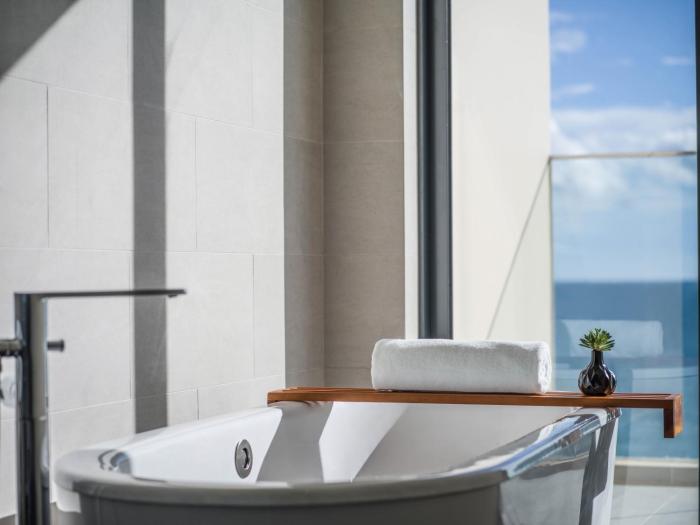 crowne plaza phu quoc starbay an ihg hotel