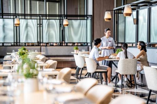 crowne plaza phu quoc starbay an ihg hotel