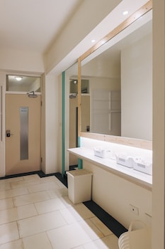 a shin tainan hostel