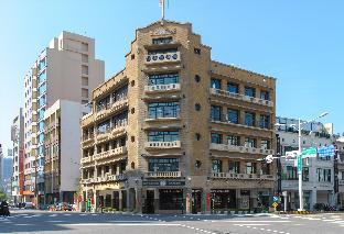 a shin tainan hostel