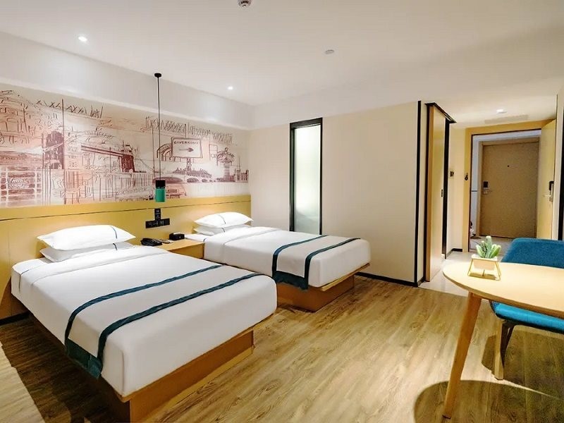 city comfort inn dali railway station