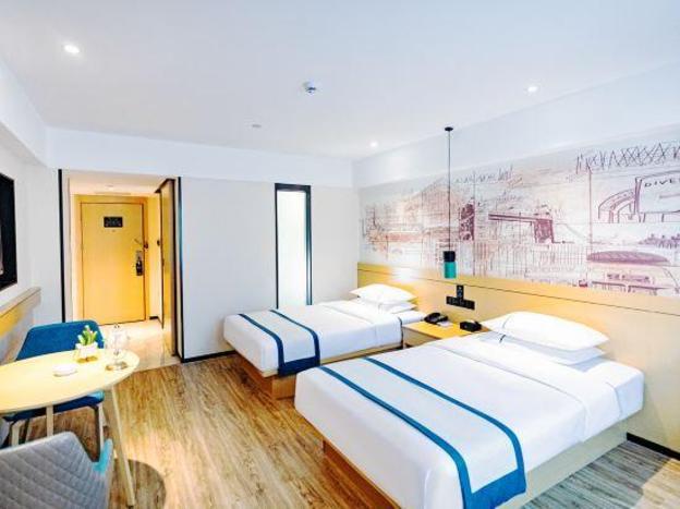 city comfort inn dali railway station