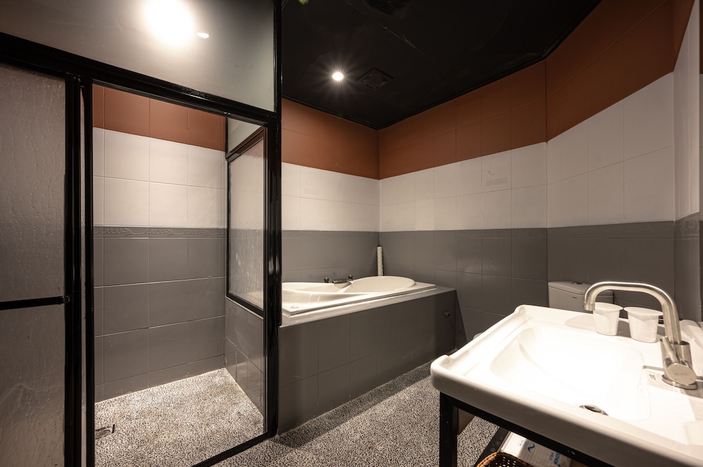 yilan east hotel
