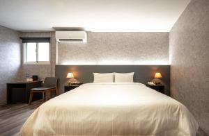 yilan east hotel