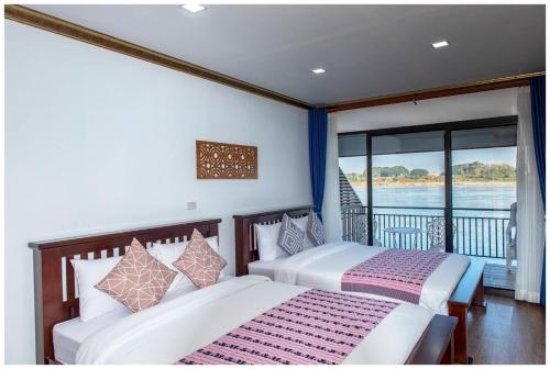 riverside chiangkhan resort sha certified