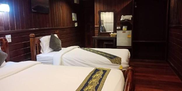 riverside chiangkhan resort sha certified