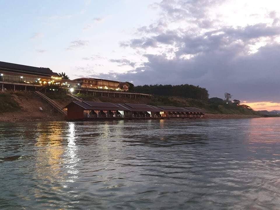 riverside chiangkhan resort sha certified
