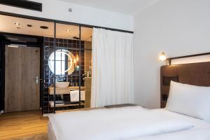 h2 hotel budapest