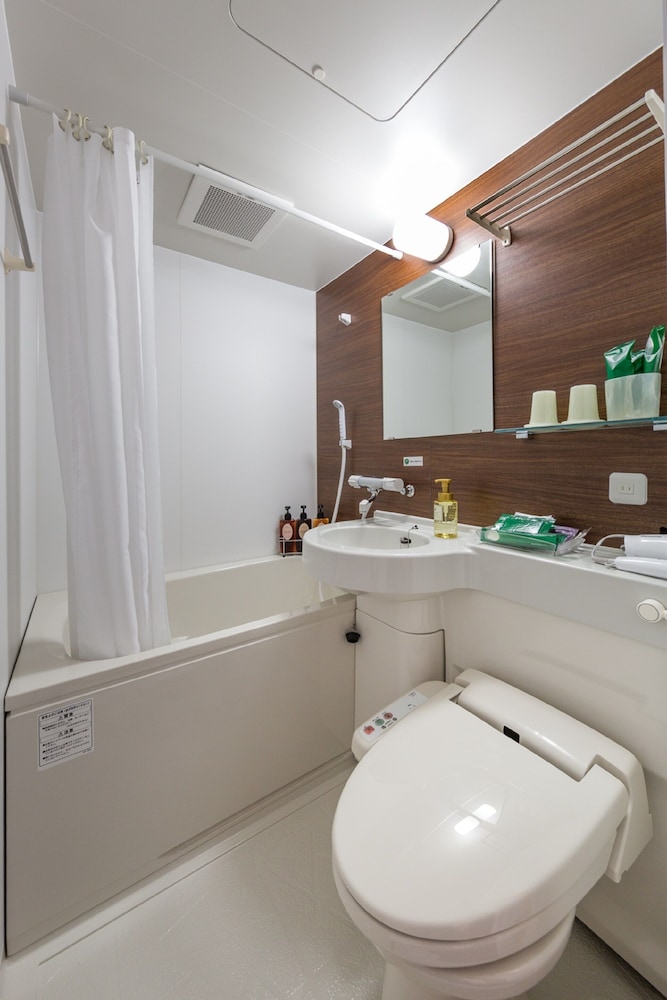 hotel route inn sakurai ekimae