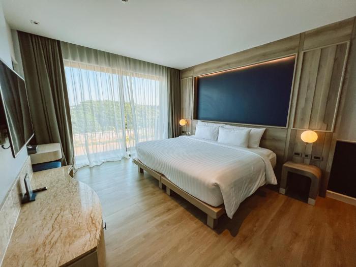 seabed grand hotel phuket