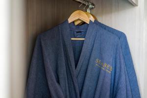 seabed grand hotel phuket