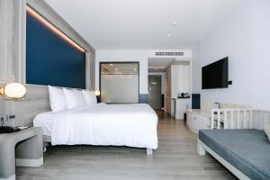 seabed grand hotel phuket