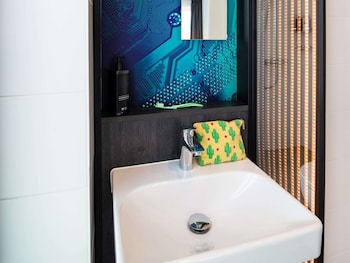 ibis styles delft city centre