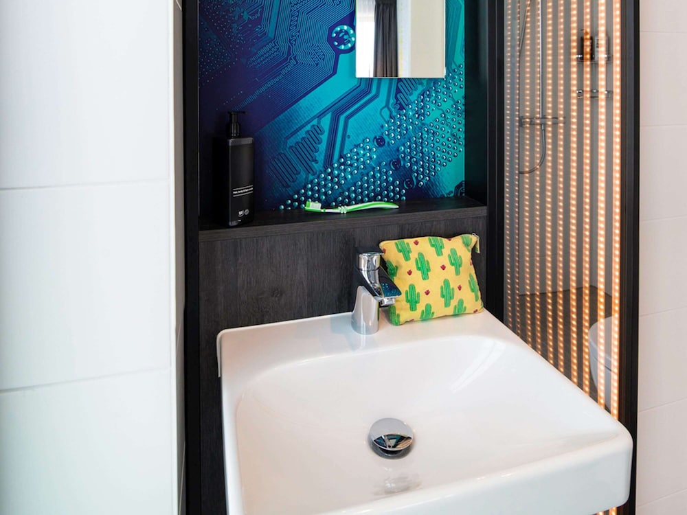 ibis styles delft city centre