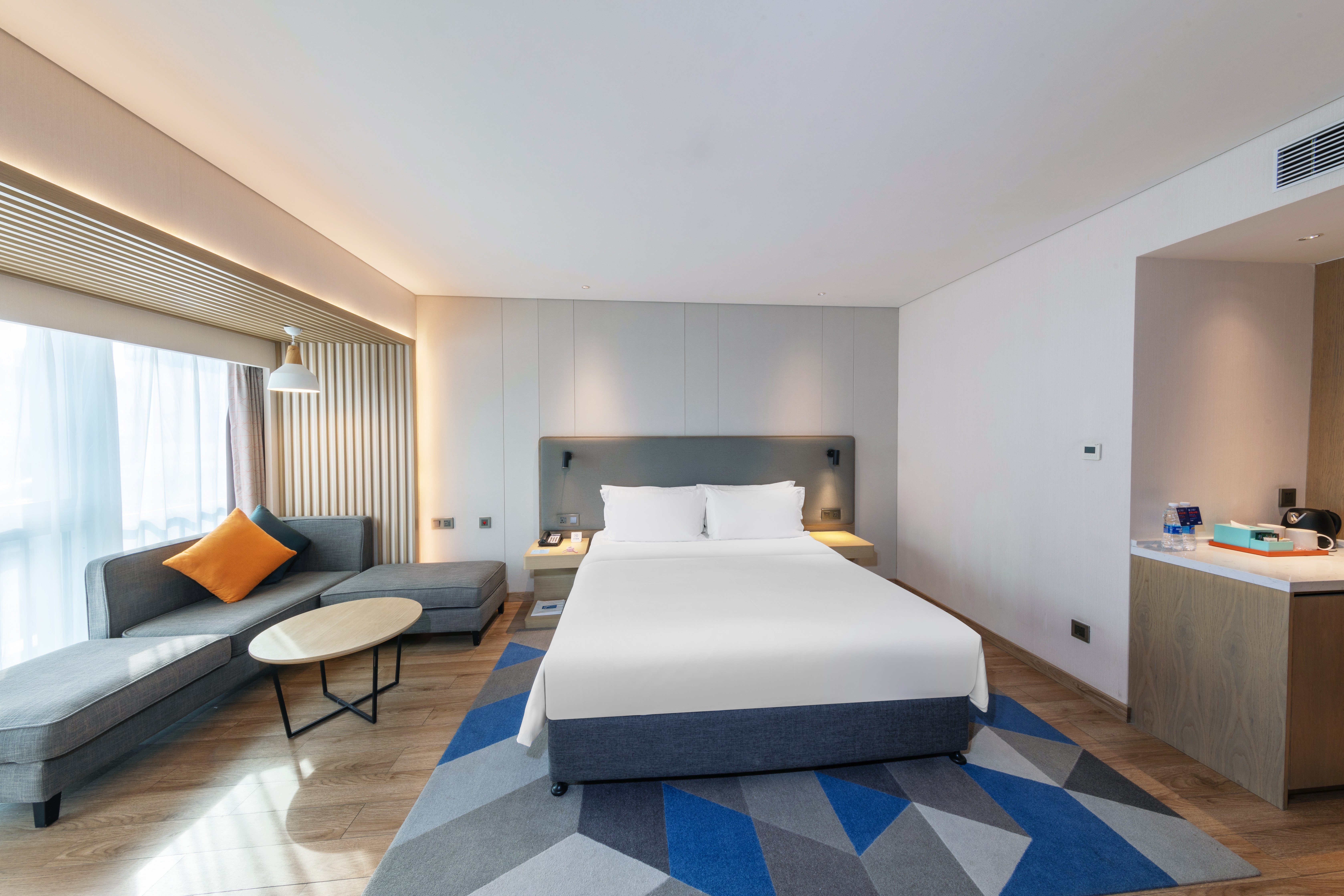 holiday inn express shenzhen haiyuan city an ihg hotel