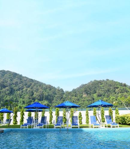 avi pangkor beach resort