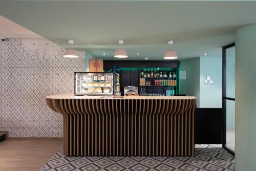 bandb hotel nice aeroport arenas