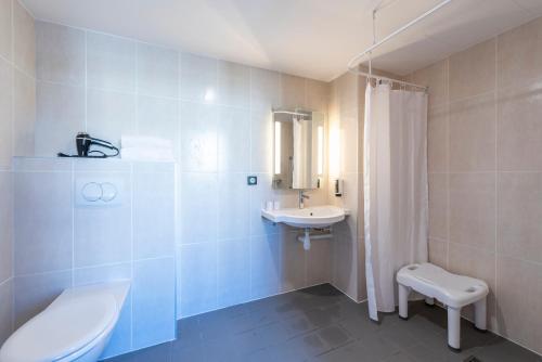 bandb hotel nice aeroport arenas