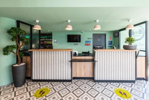 bandb hotel nice aeroport arenas