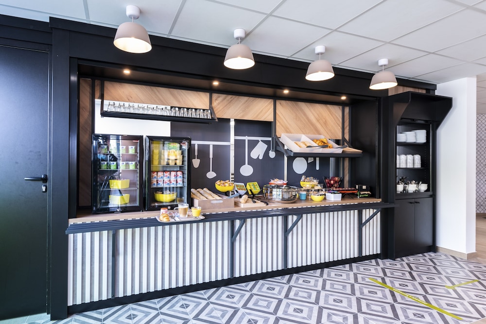 bandb hotel nice aeroport arenas