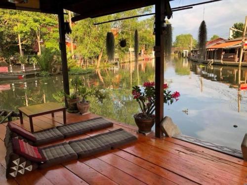 baan pitumata amphawa