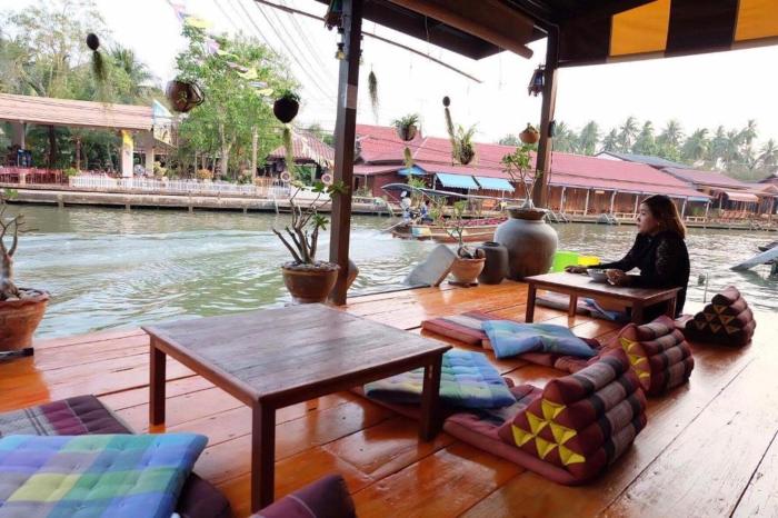 baan pitumata amphawa