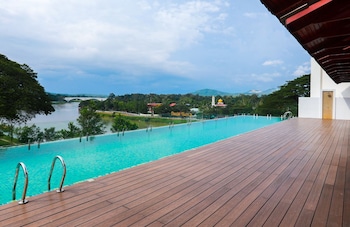 Hotel Casuarina Kuala Kangsar,Kuala Kangsar>>Ipoh,3 star