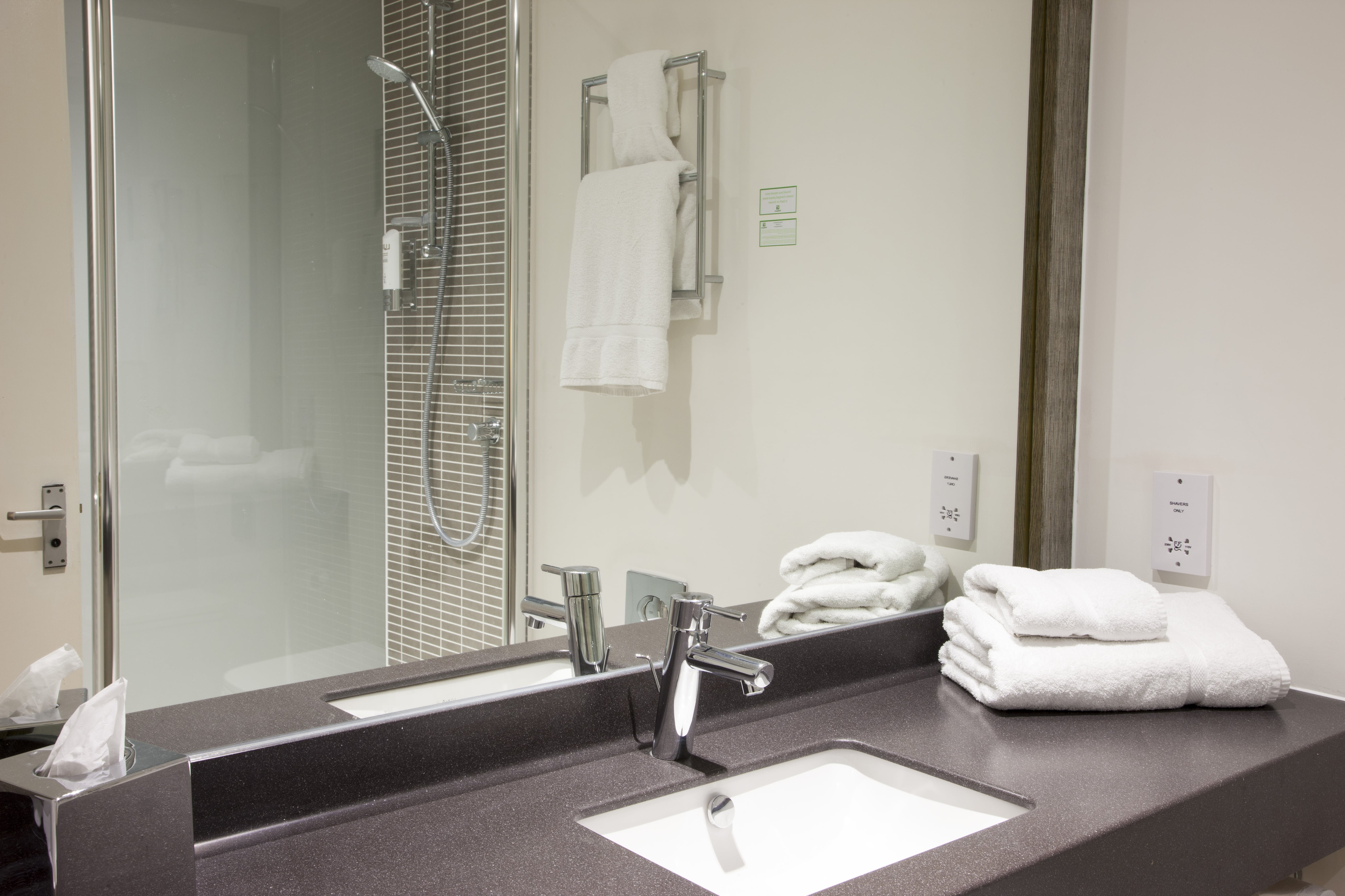 holiday inn colchester by ihg