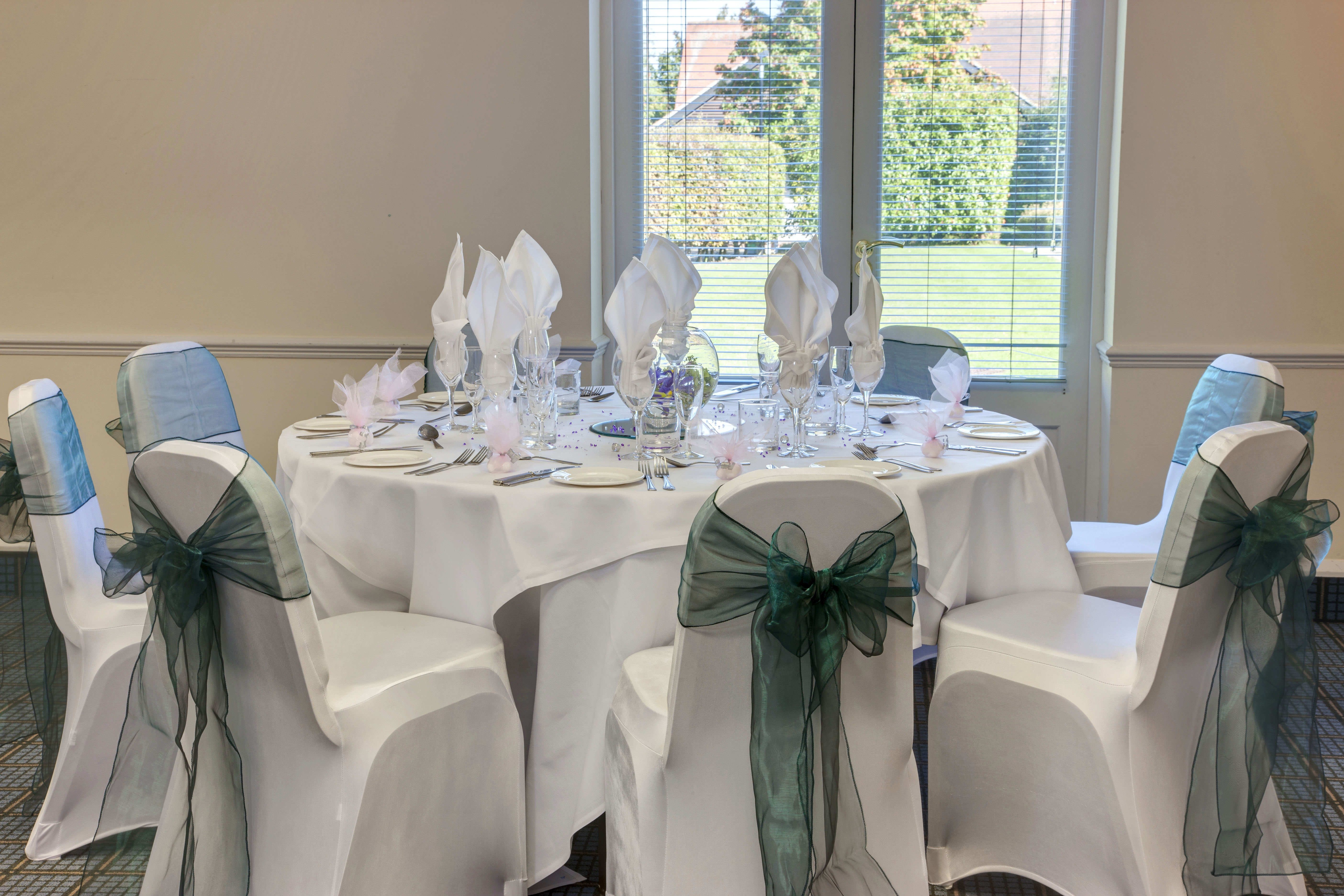 holiday inn colchester by ihg