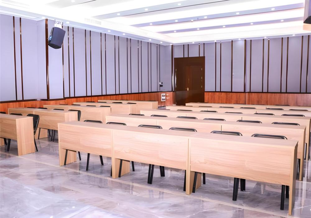 borrman hotel maoming avenue donghui city