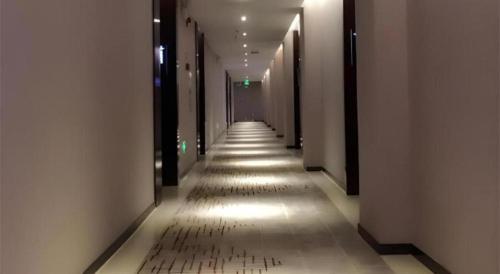 borrman hotel maoming avenue donghui city