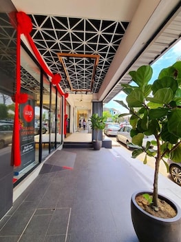 sovotel boutique hotel usj 9