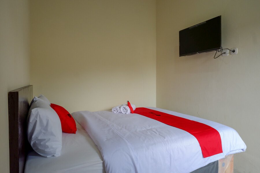 reddoorz near stadion 45 karanganyar