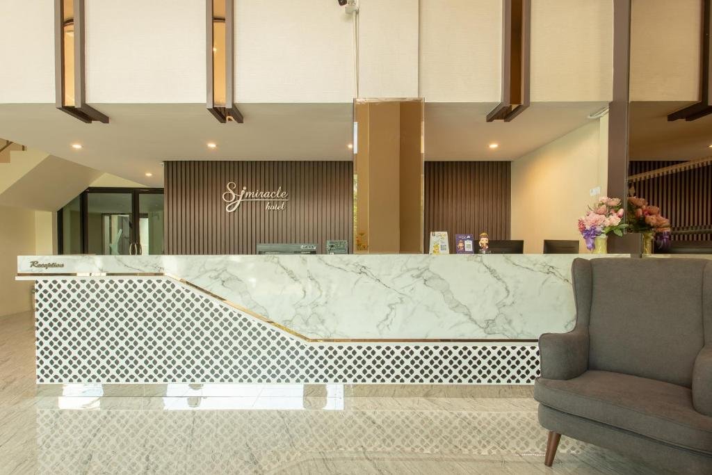 sj miracle hotel hatyai