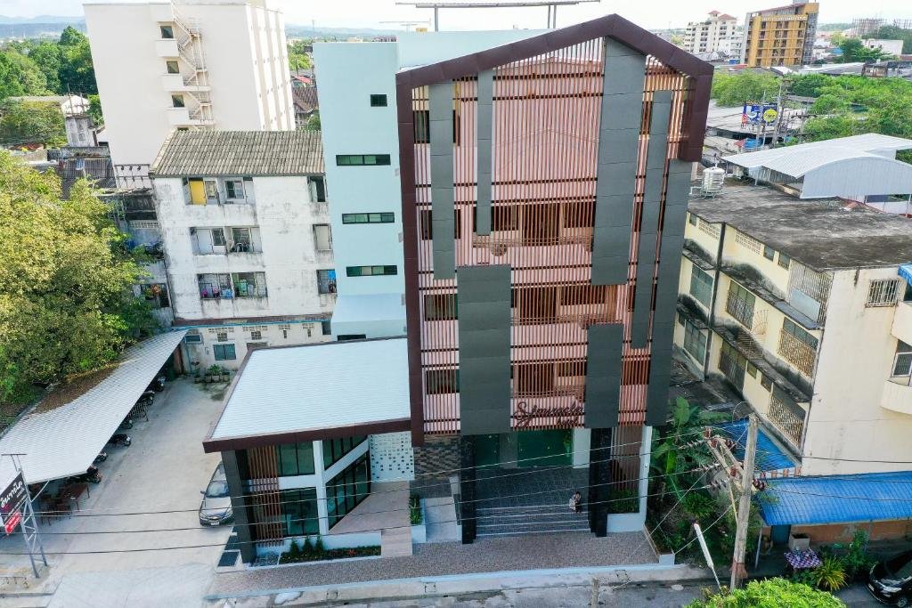 sj miracle hotel hatyai