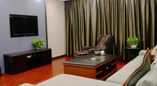 greentree inn hami railway station bayi road