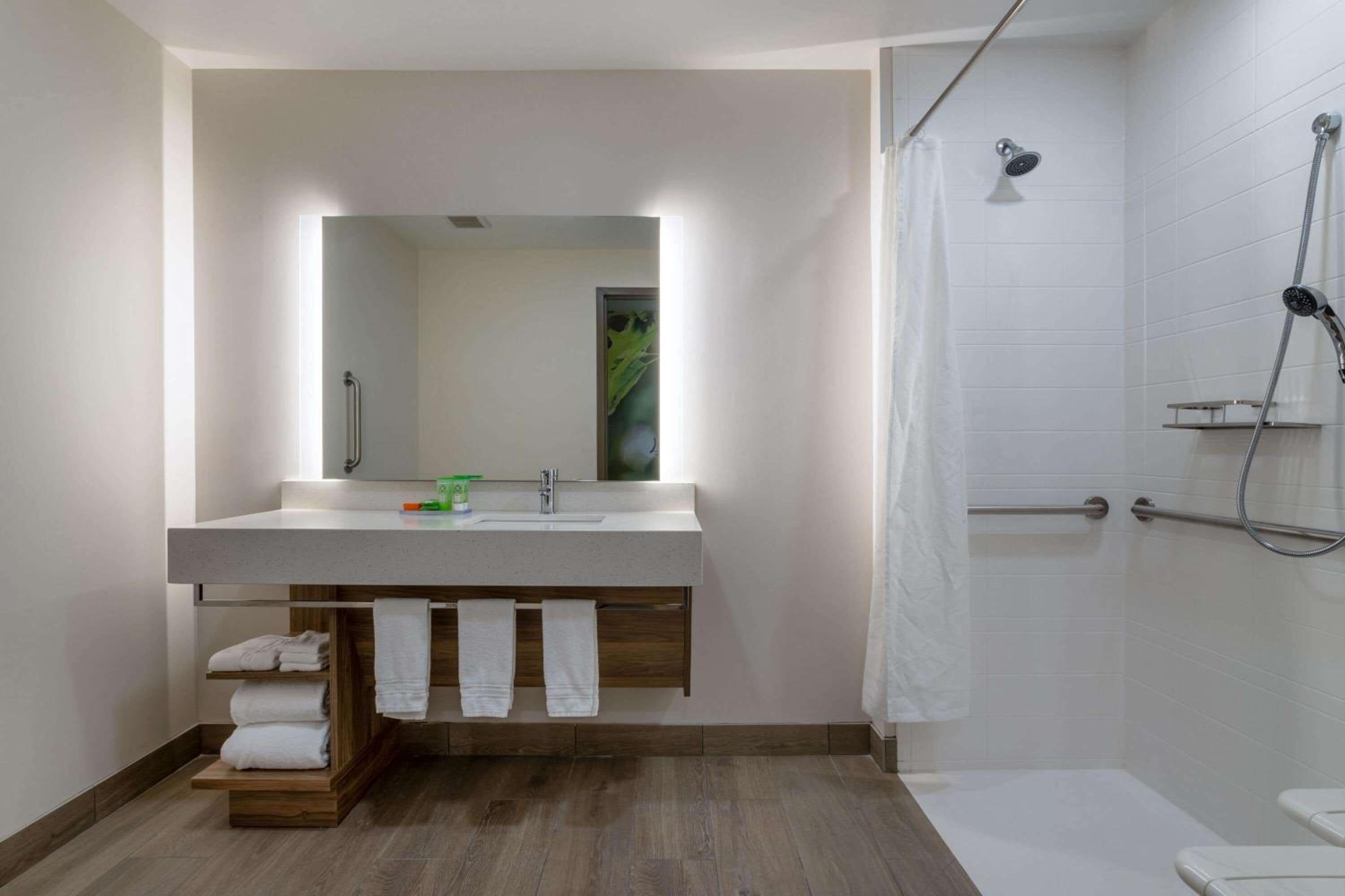 home2 suites by hilton orlando downtown