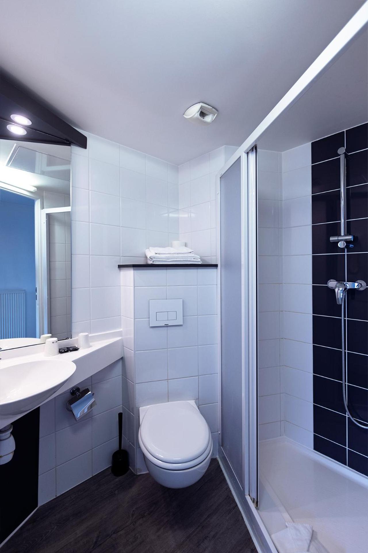 home2 suites by hilton orlando downtown