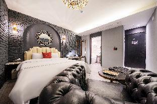 lerocherrouge hotel