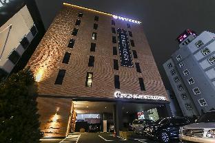 lerocherrouge hotel